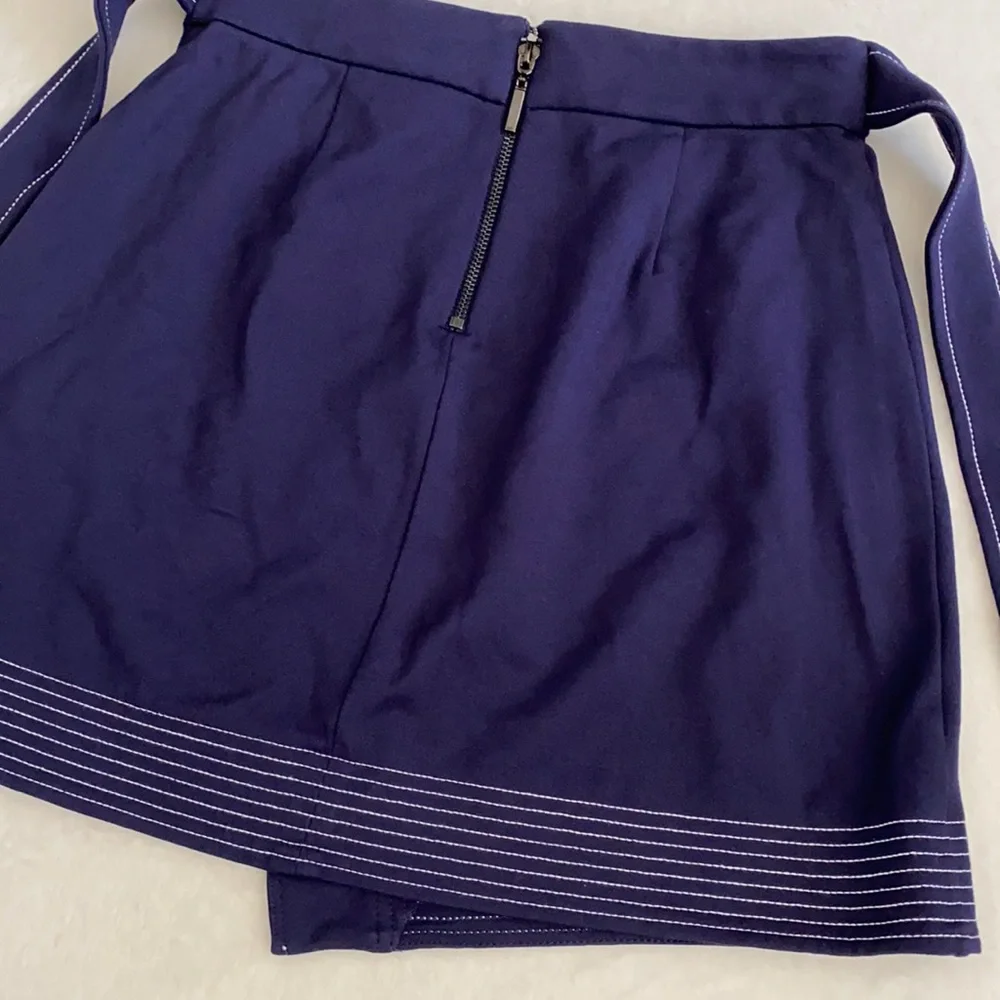 Guess Los Angeles | Faux Wrap Tie Belt Asymmetrical Mini Skirt Blue (S 4-6) - Picture 10 of 15